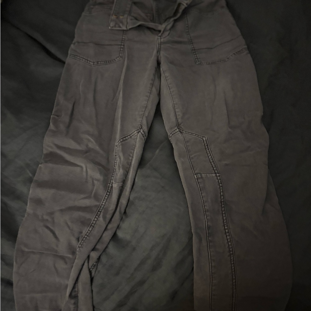 Pilcro (Anthropologie)  The Wanderer Charcoal Denim Pants 28
